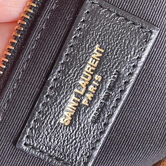 ❤️SOLD❤️ Yves Saint Laurent AUTHENTIC PUFFER SMALL CHAIN BAG IN QUILTED SUEDE - Picture 2 of 8